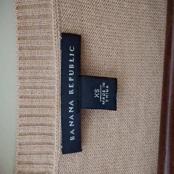 Banana Republic Argyle Short Sleeve Tan Knit Sweater_1 - Picture 2 of 8